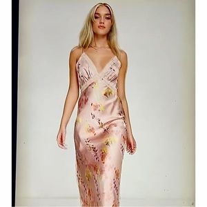 Satin Lavender Lilac Floral Flower Gorgeous Maxi Dress Size US 10 (UK 14)